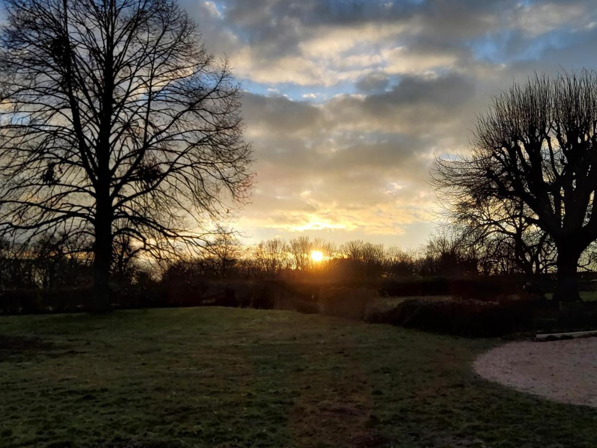 Les Tilleuls De Marie Saint-Edmond Exteriér fotografie